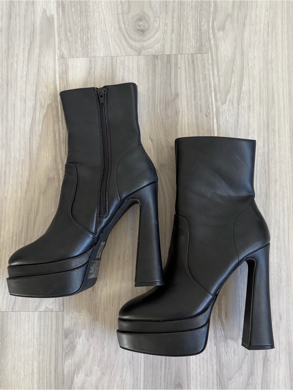 Forever 21 Black Platform Ankle Boots with Side Zip